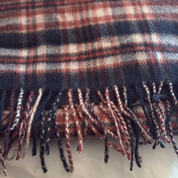 Nordstrom Scarf Fringed Plaid 50% Wool 50% Cashmere Navy Blue Red White 12x73 - Picture 2 of 6